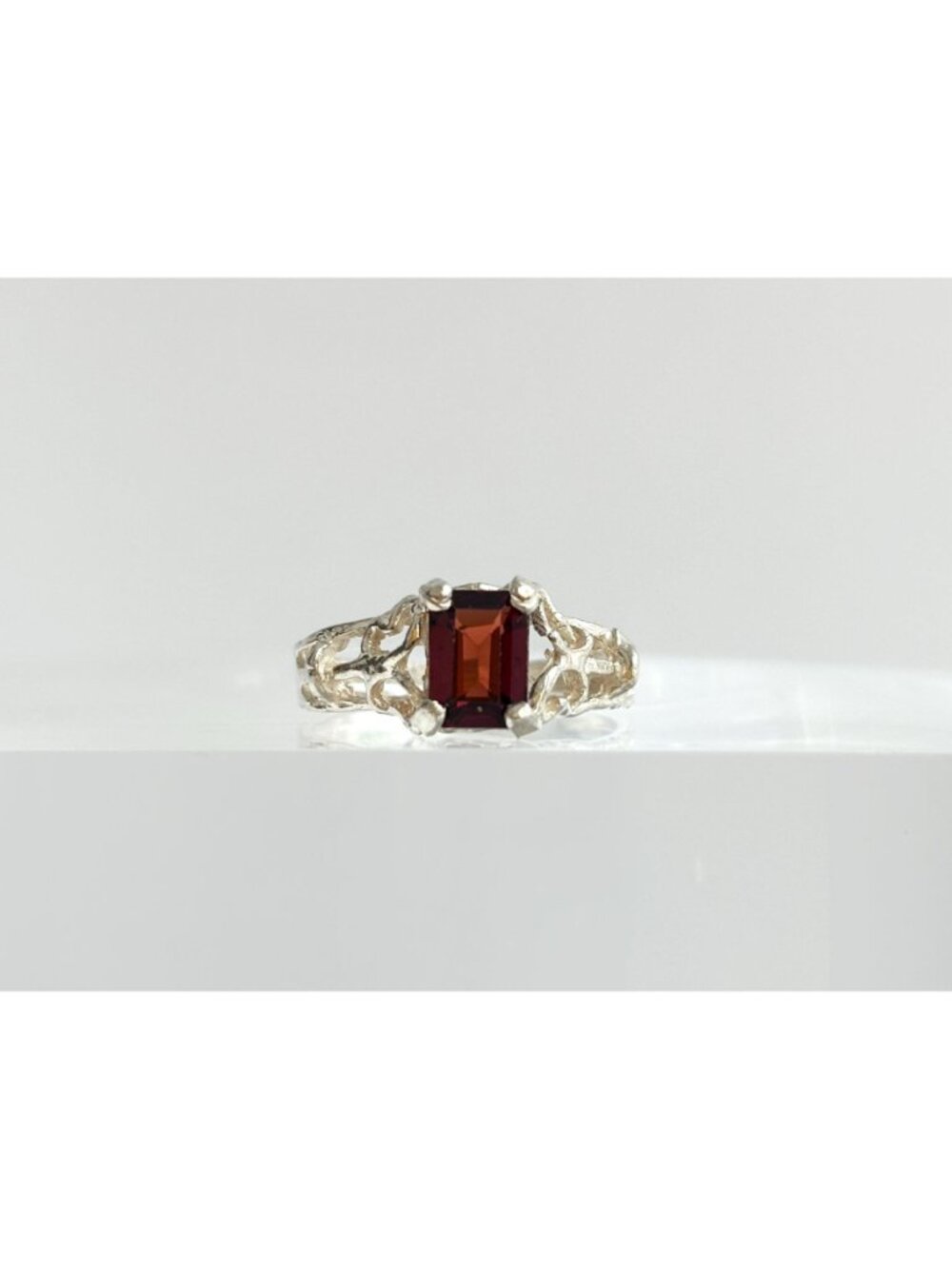 Garnet Emerald Cut Gemstone Sterling Silver 925 Elegant Vintage Ring - Picture 3 of 13